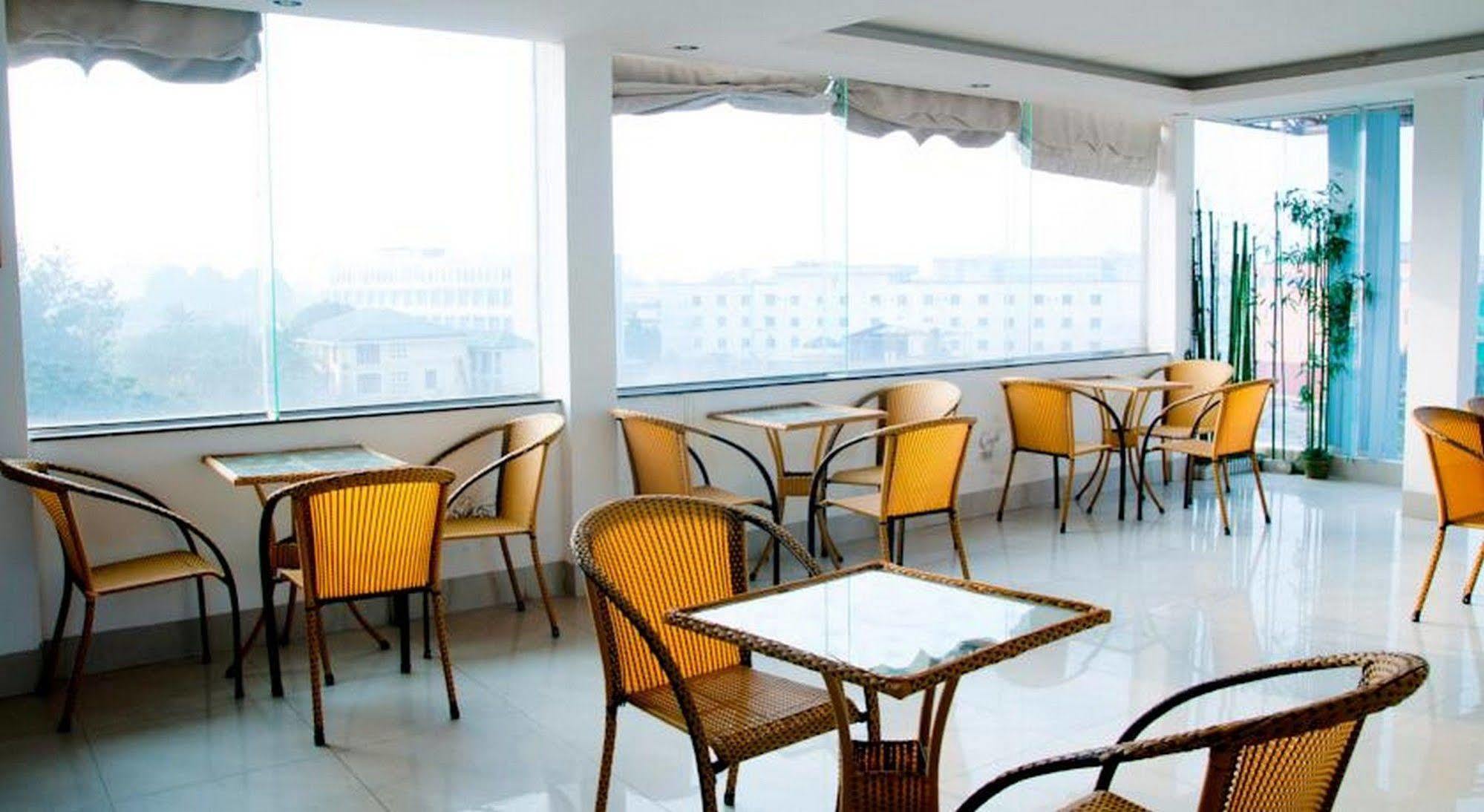 Golden Lotus Hotell Hue Eksteriør bilde
